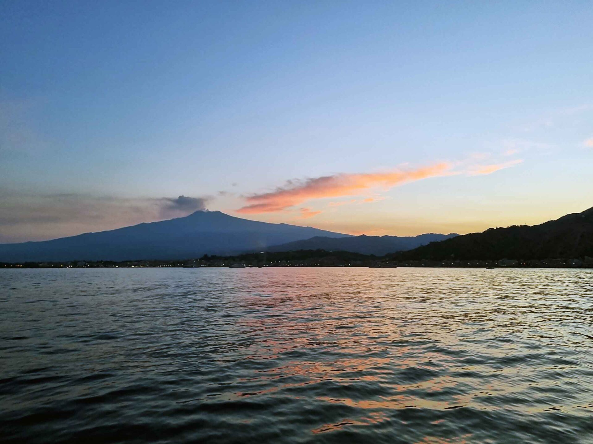 Tramonto in barca a Taormina 4